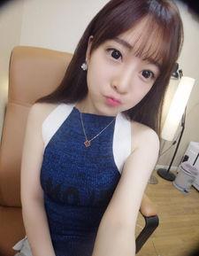 冯提莫个人资料,从网络歌手到人气主播的蜕变之路